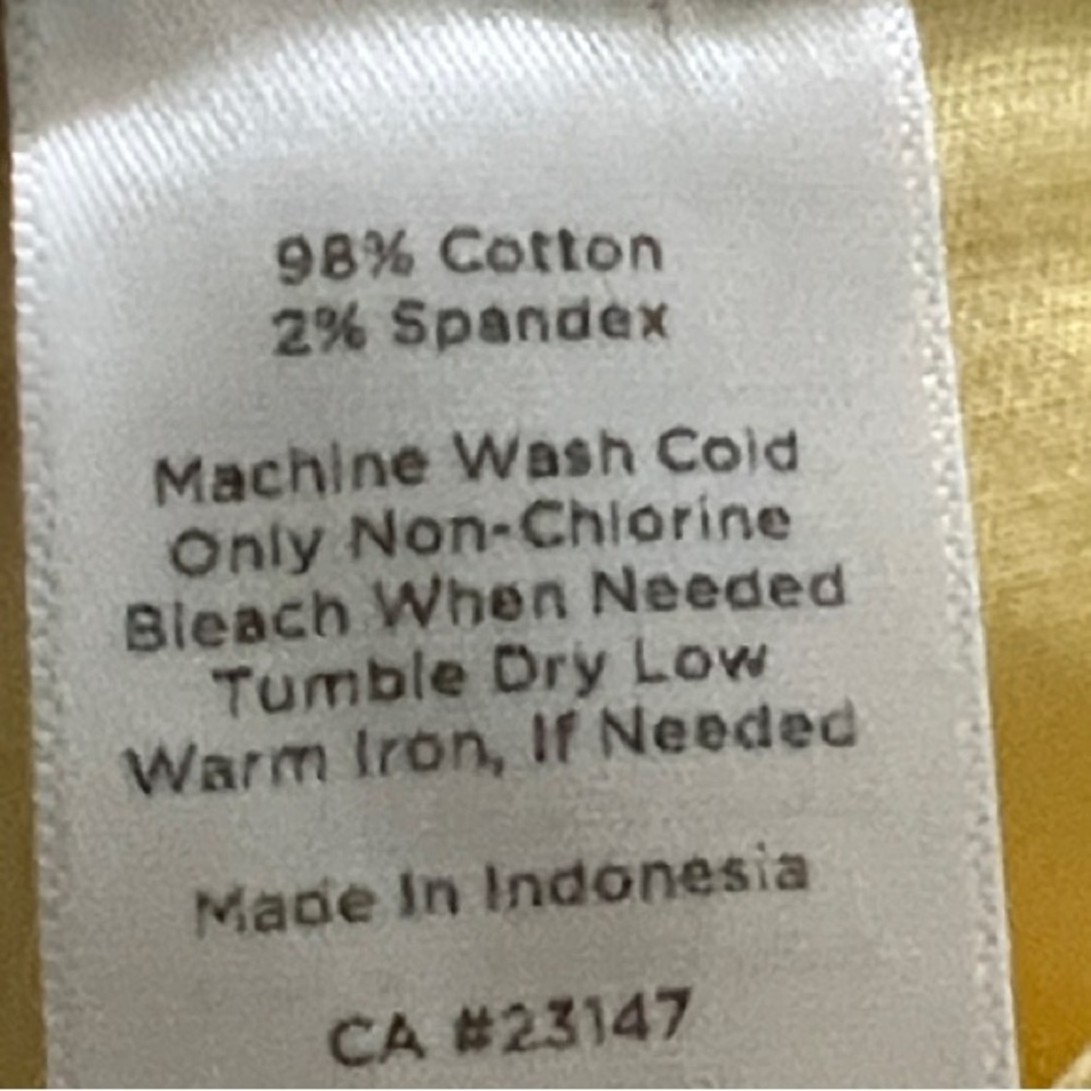 Talbots Bright Yellow Chino Bermuda Shorts size 6 - Picture 9 of 9